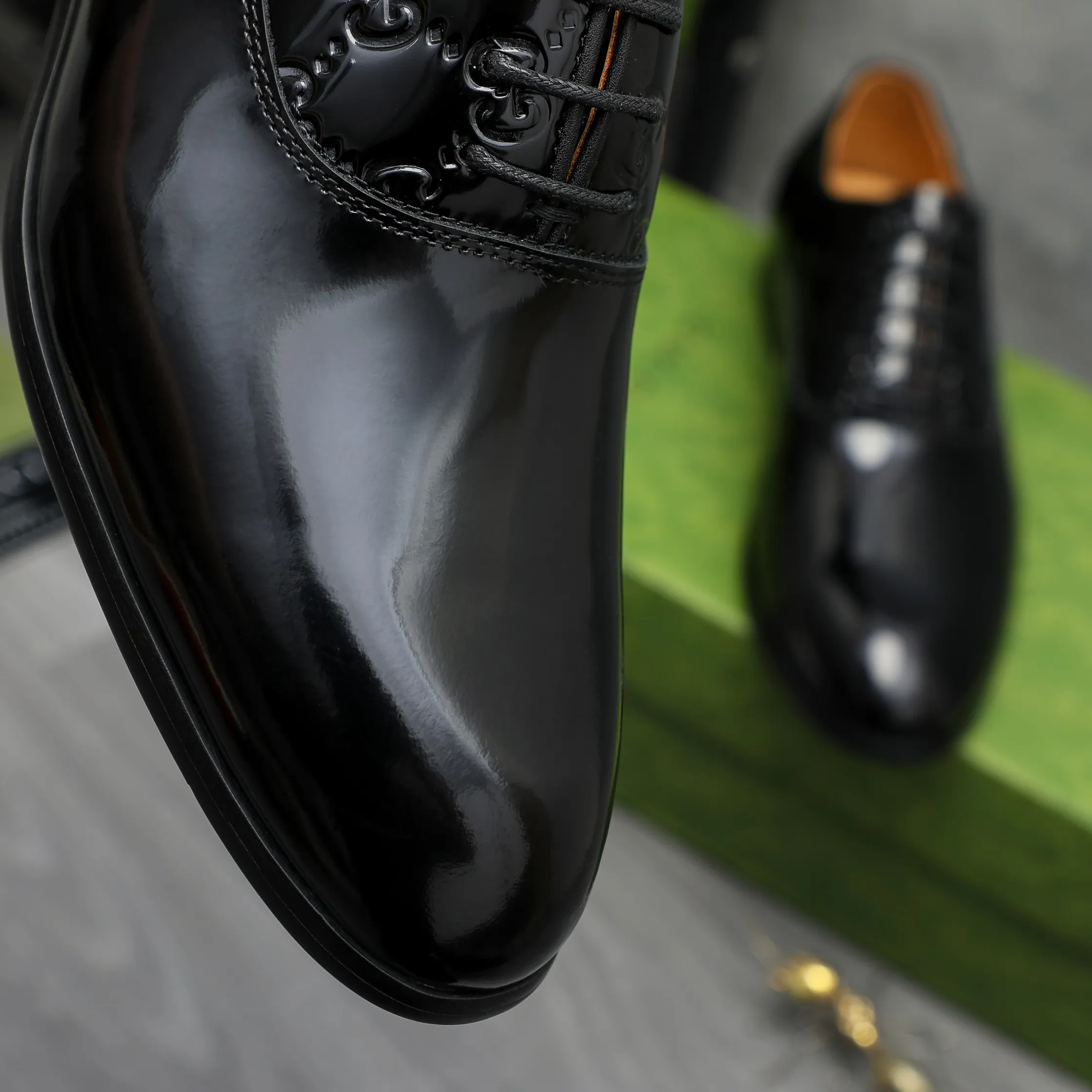 Men's shoes 💰p500 Product trademark: GUCCI "Gucci" business lace-up leather shoes Regular size: 38-46 (38.45.46 is custom-made and non-returnable) Product materials: Selected pearlescent cowhide stitching embossed cowhide upper, cowhide lining, original rubber outsole